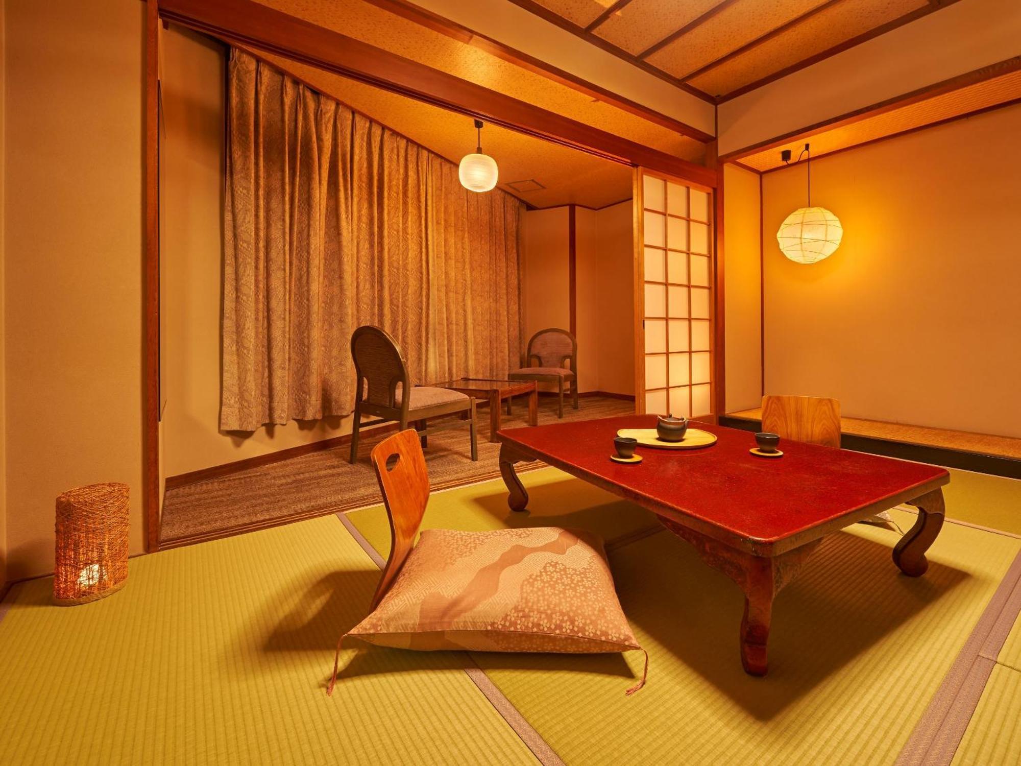 Ooedo Onsen Monogatari Ureshinokan 传统日式旅馆 3*